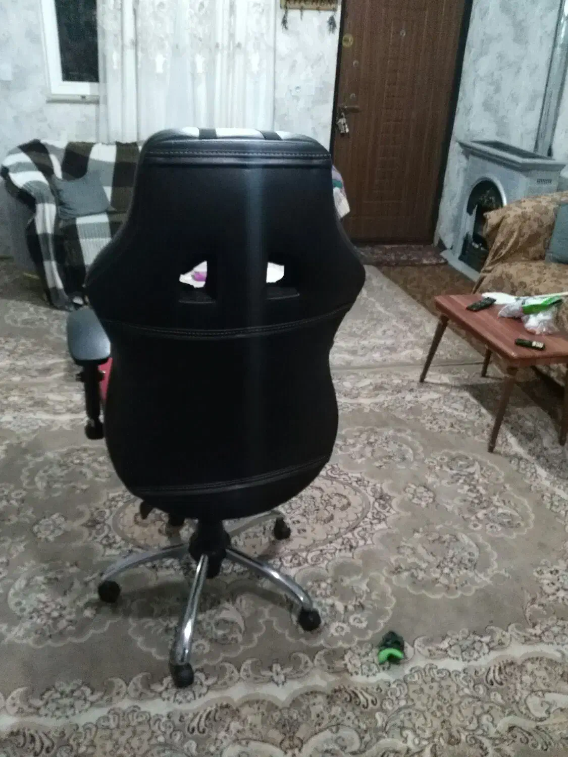 صندلی|میز تحریر و کامپیوتر|آستارا, |دیوار