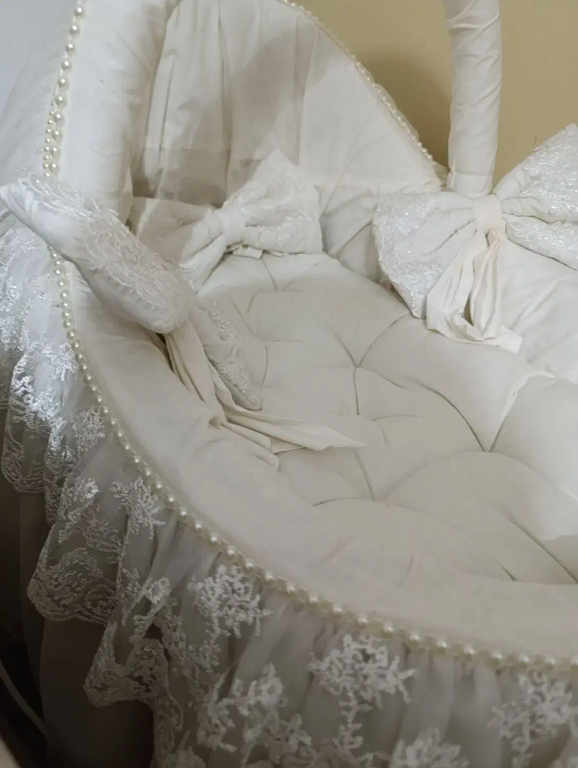 گهواره و سبد حمل چوبی|تخت و صندلی بچه|نسیمشهر, |دیوار