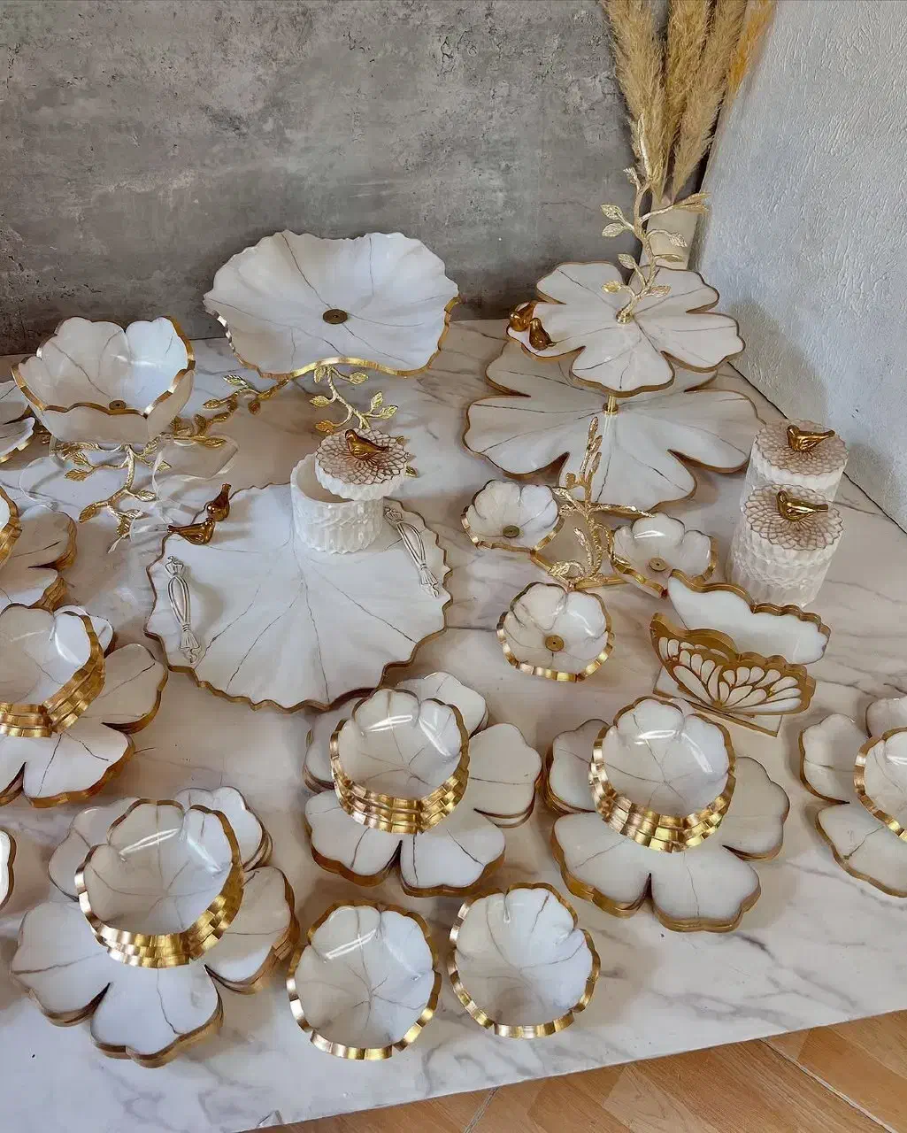 سرویس عروس|ظروف سرو و پذیرایی|نجفآباد, گلبهار|دیوار