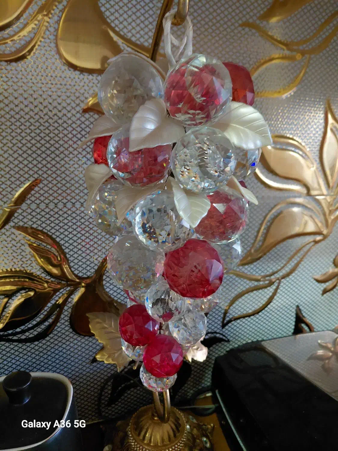 انگور کریستالی پایه برنز زیبا|مجسمه، تندیس، ماکت|قم, بنیاد|دیوار