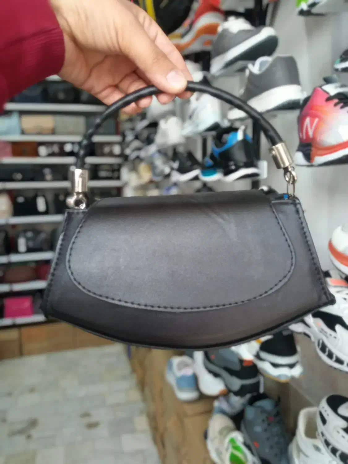 کیف زنانه و دخترانه 200 تومن|کیف، کفش، کمربند|گرمی, |دیوار