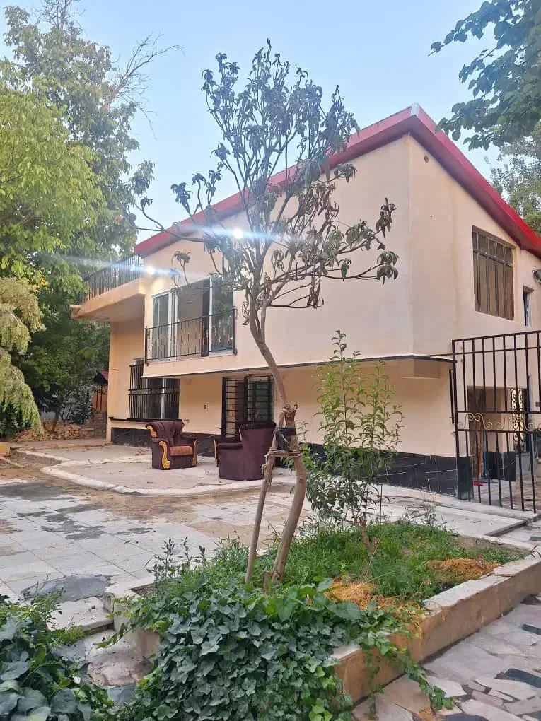 اجاره ویلاباغ سوییت لب آب باغبهادران باغبادران|اجارهٔ کوتاه‌مدت ویلا و باغ|اصفهان, چرخاب|دیوار