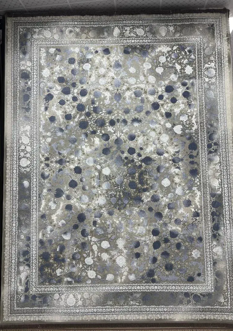 فرش کلاسیک ومدرن درگالری بزرگ اکبری چهارراه امام|فرش|شوشتر, |دیوار