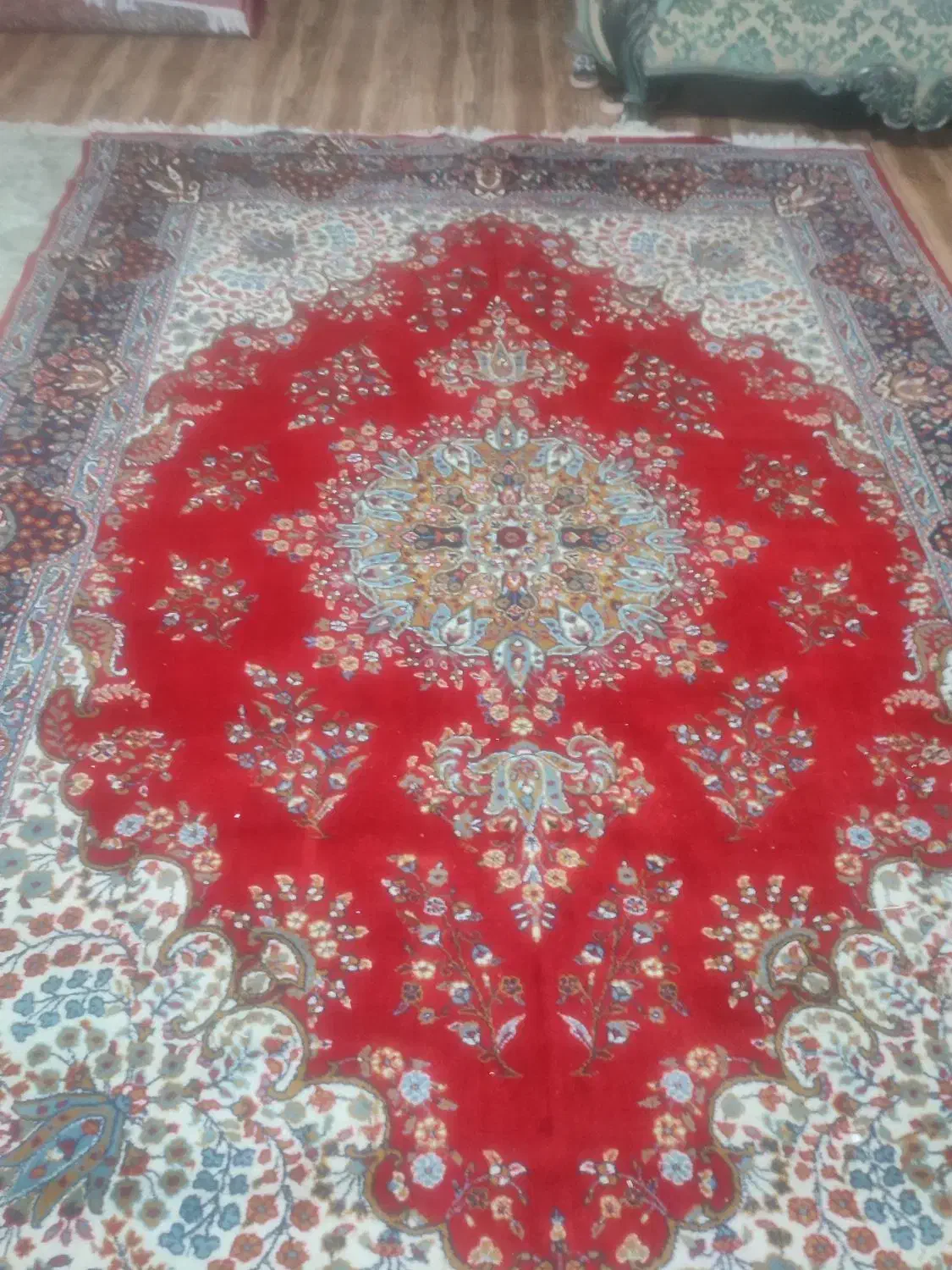 فرش وپشتی|فرش|رشت, سیا اسطلخ|دیوار