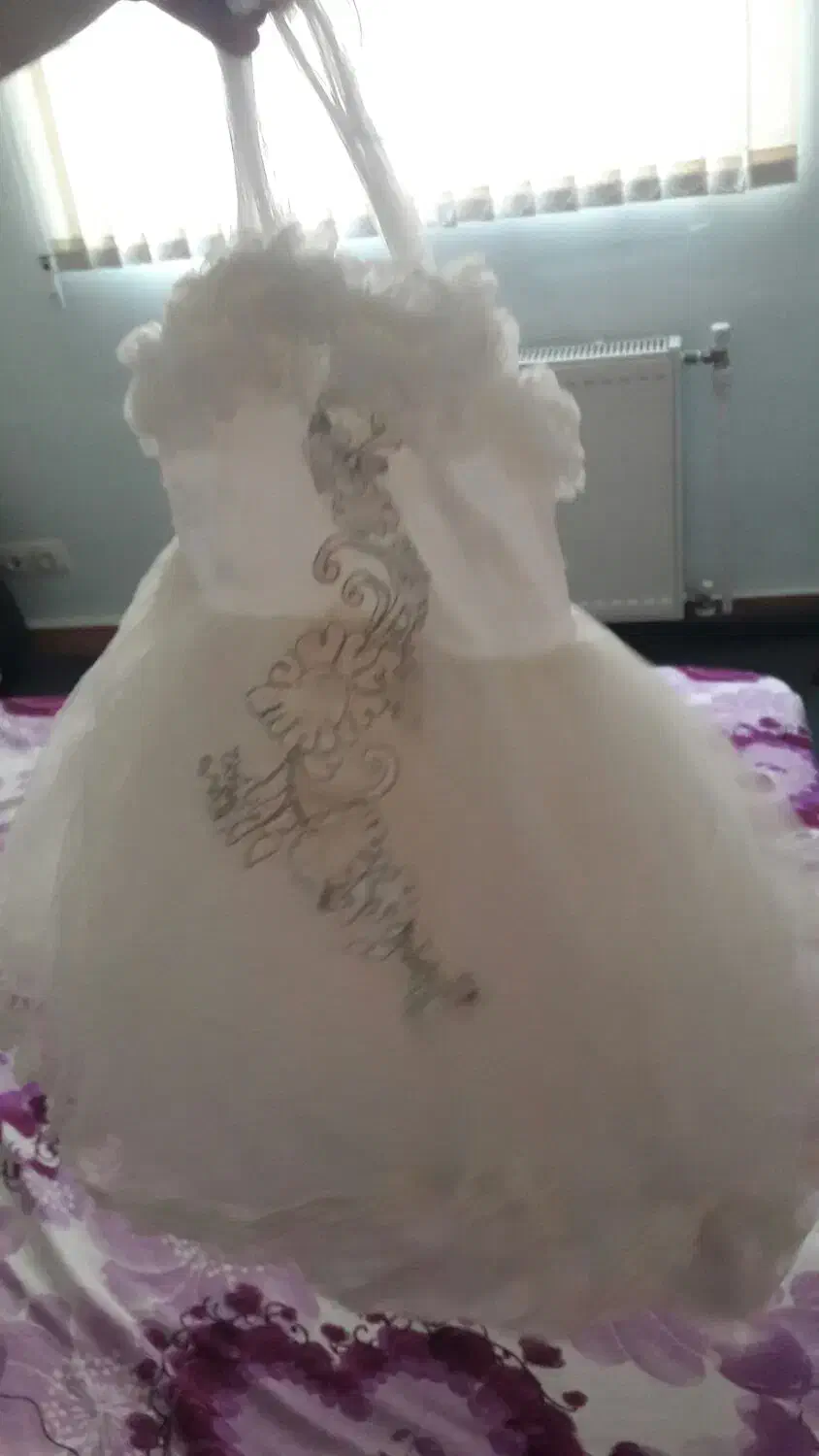 لباس عروس بچگانه تا ۶سال|کفش و لباس بچه|صحنه, |دیوار