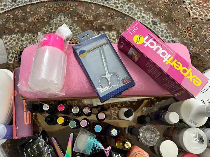 وسایل کامل کاشت ناخن|آرایشی، بهداشتی، درمانی|اسلام‌شهر, شهرک احمدیه|دیوار