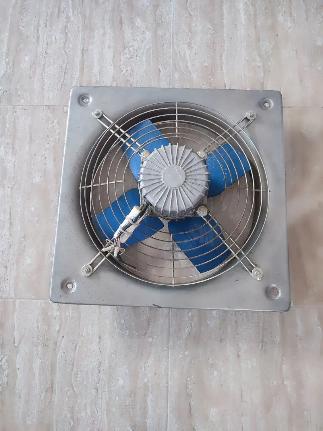 تهویه هوا صنعتی|پنکه و تصفیه‌کنندهٔ هوا|ارومیه, |دیوار