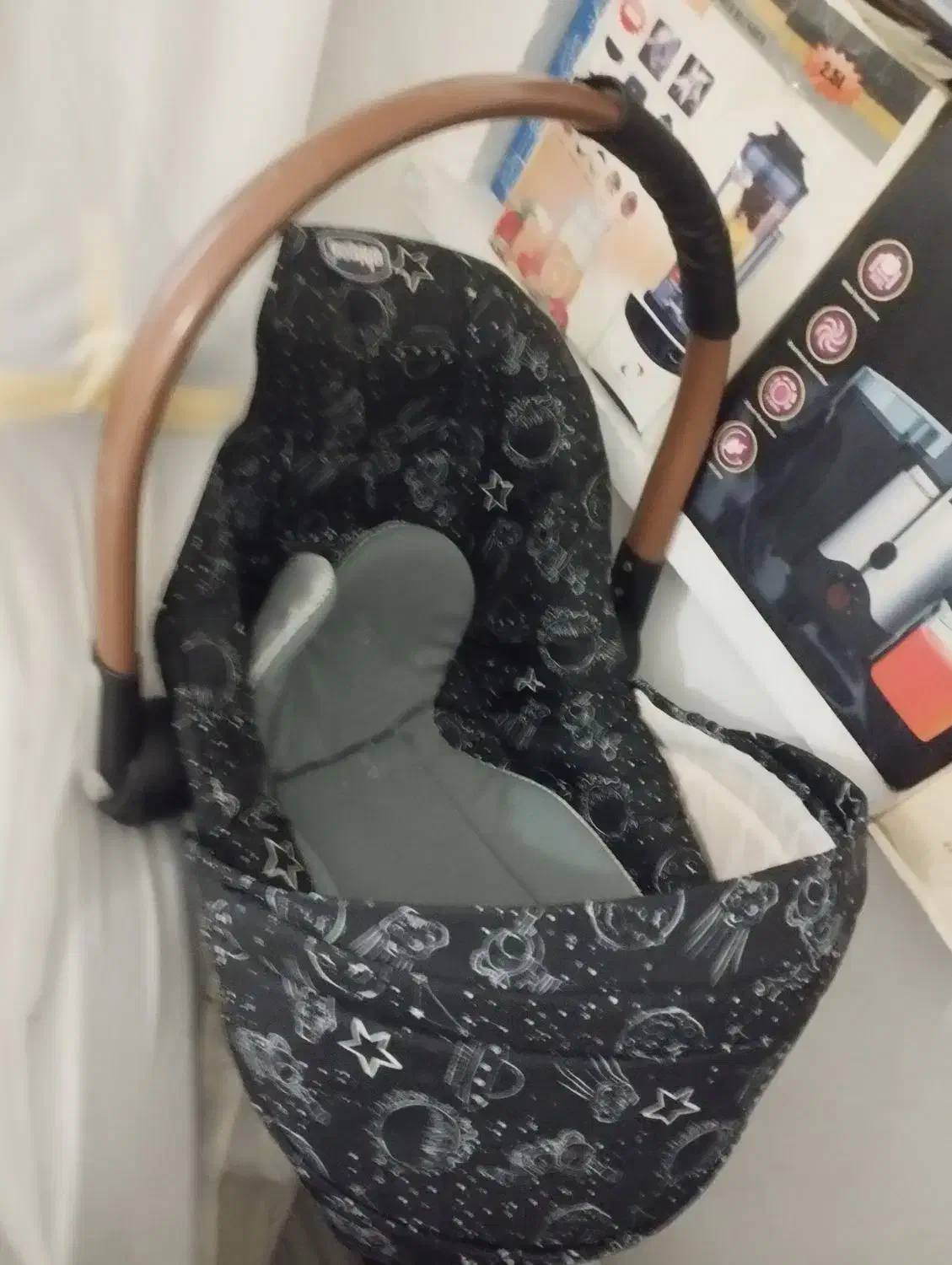 کریر بچه|کالسکه و لوازم جانبی|کوچصفهان, |دیوار