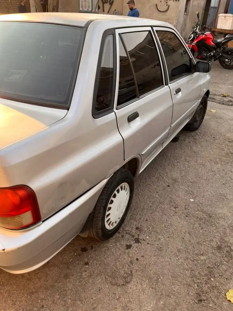 پراید۱۳۲مدل ۹۰نقره ای|خودرو سواری و وانت|هشتگرد, شهرک آفتاب|دیوار