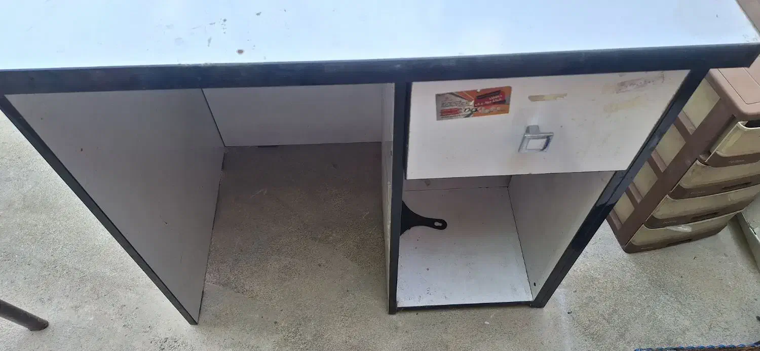 میز جنس خوب|میز تحریر و کامپیوتر|امیدیه, |دیوار