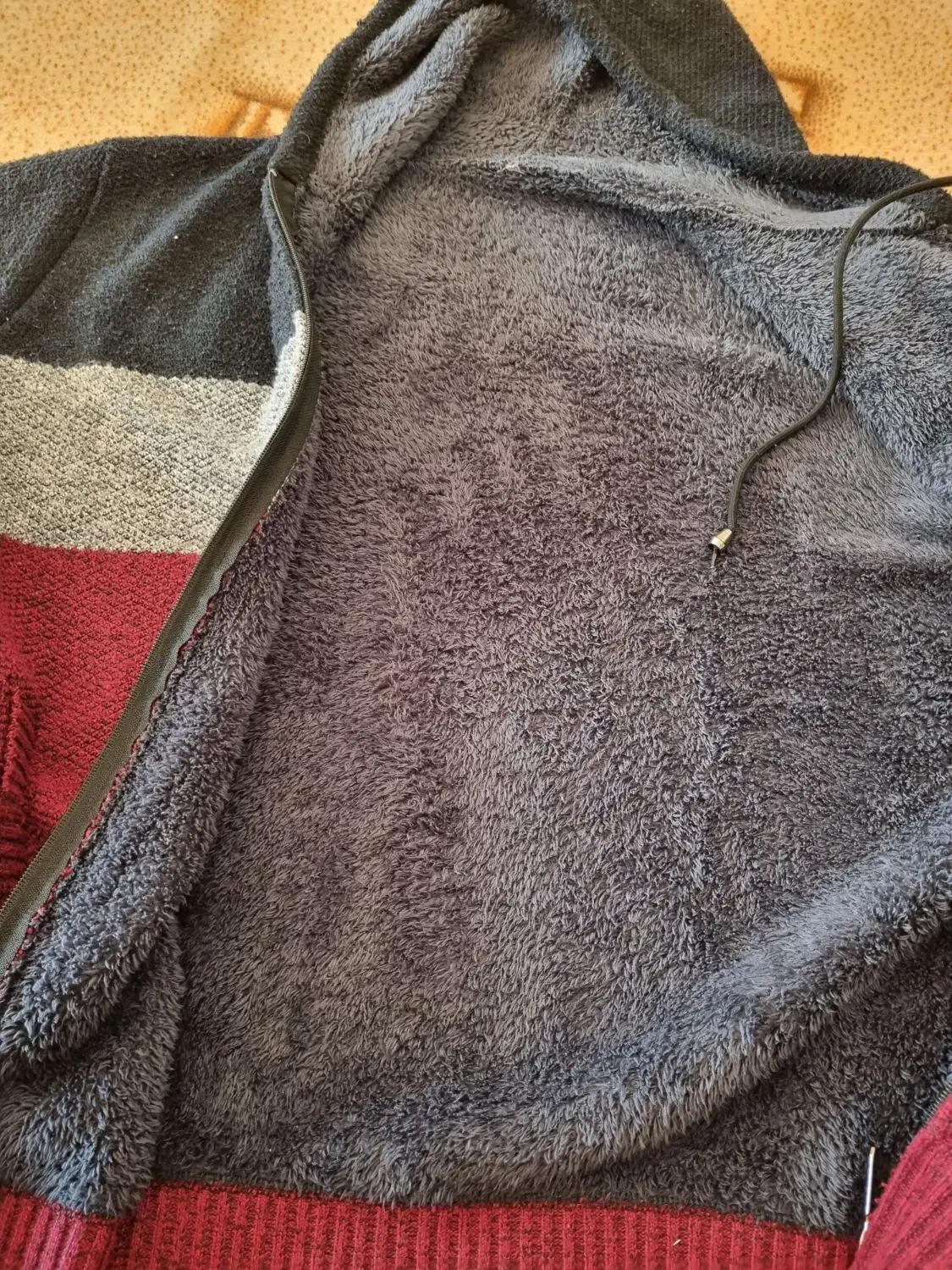 سوشرت|لباس|زنجان, |دیوار