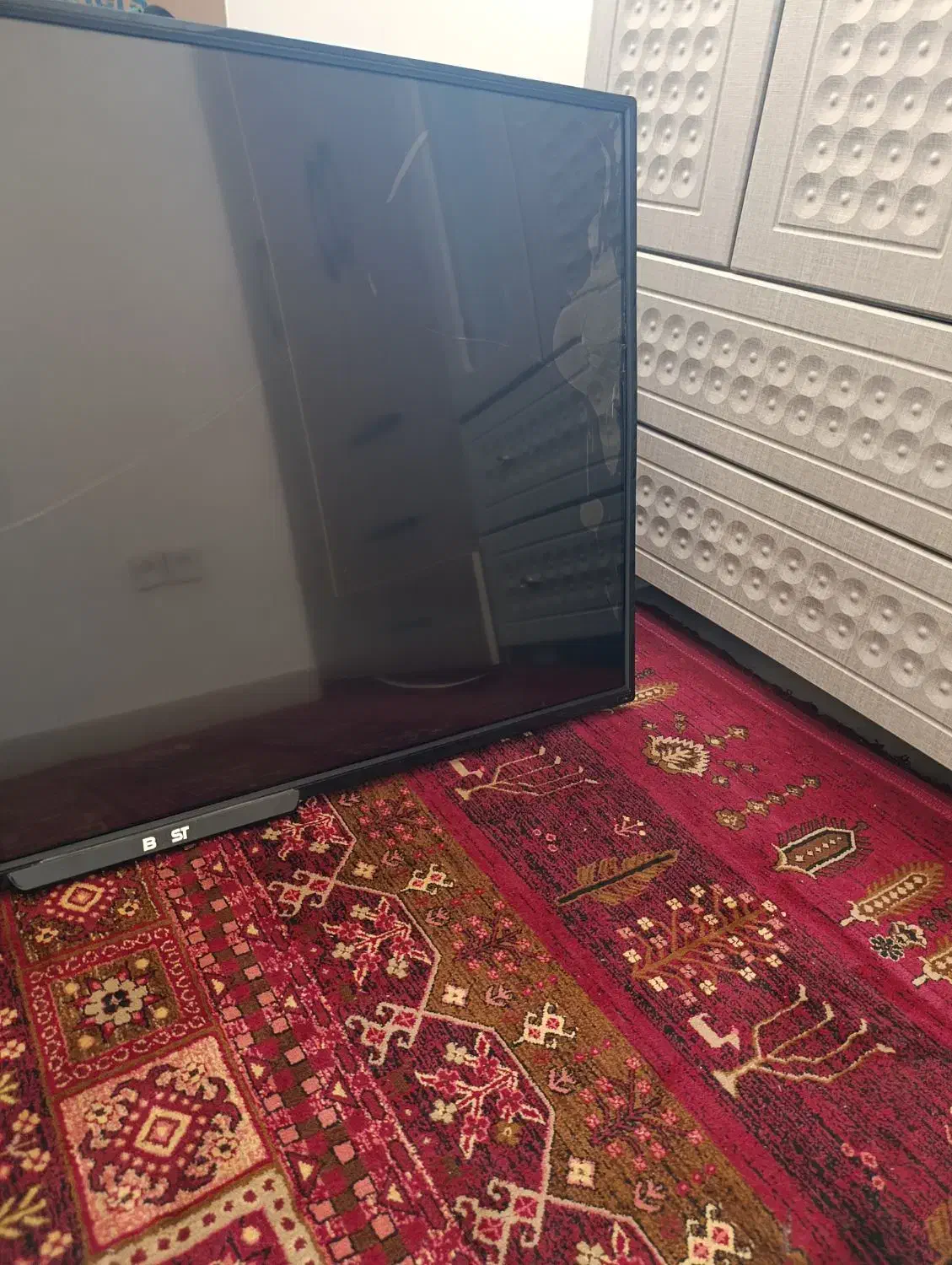 تلویزیون ۴۹ال ای دی مدل بلست|تلویزیون و پروژکتور|بهارستان, |دیوار