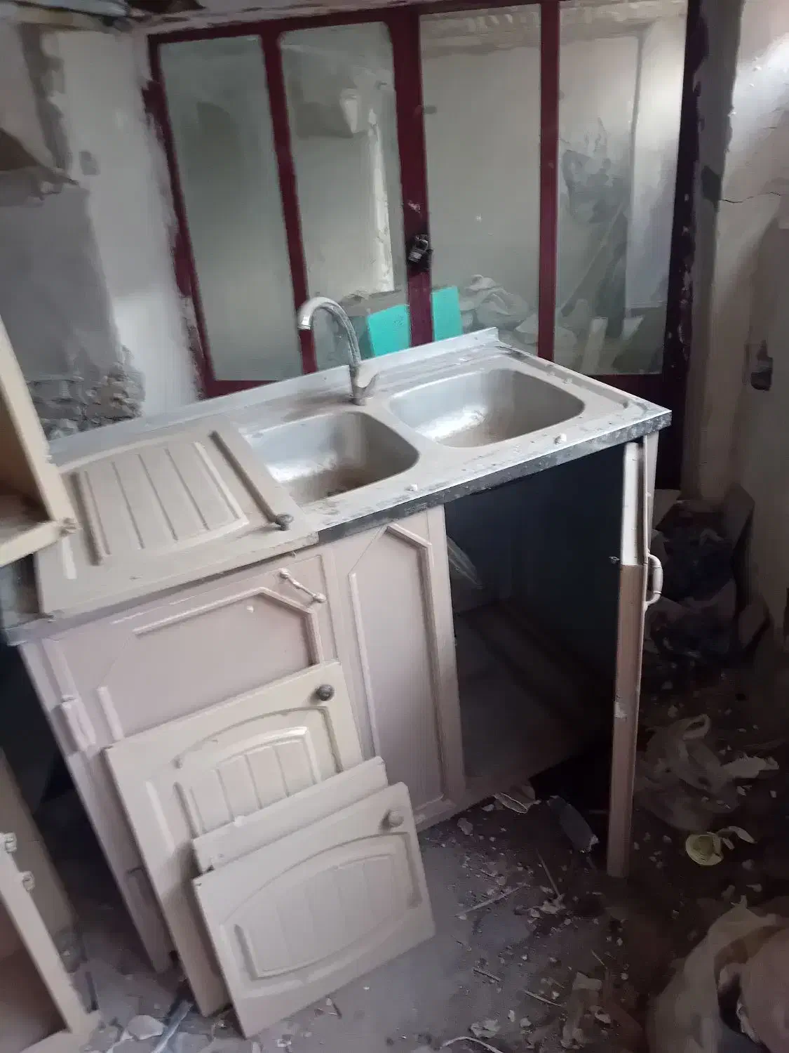 کابینت|مصالح و تجهیزات ساختمان|آران و بیدگل, |دیوار