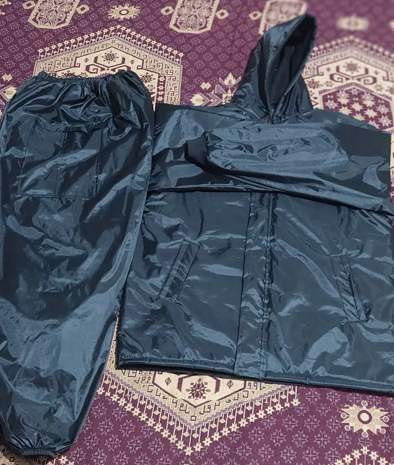 کاپشن و شلوار بادگیر بارانی  خزدار ضدآب و سرما|لباس|مشهد, مصلی (کارمندان اول)|دیوار