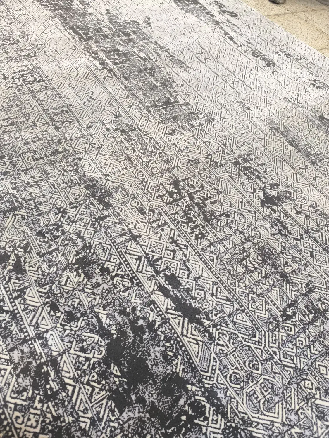 فرش وینتج فیلی فروشگاه تندیس ۲۰۶۶|فرش|قم, شاه ابراهیم|دیوار