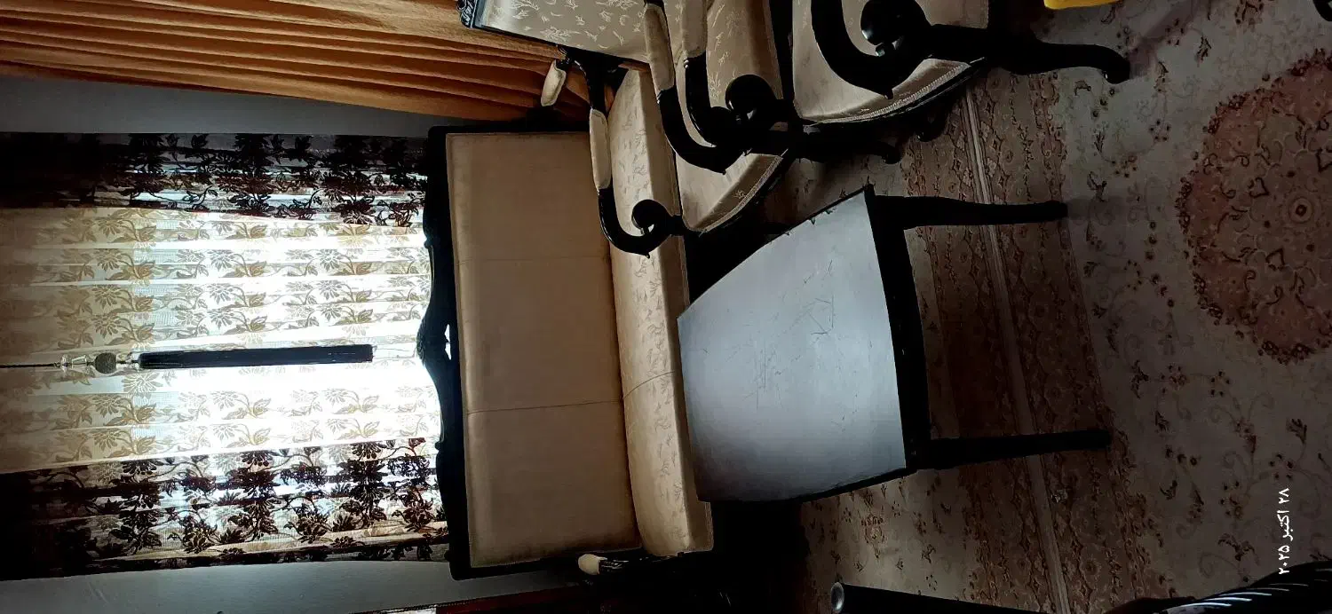 مبل استیل ۵ نفره با میز وسط|مبلمان خانگی و میز عسلی|پرند, فاز ۵|دیوار