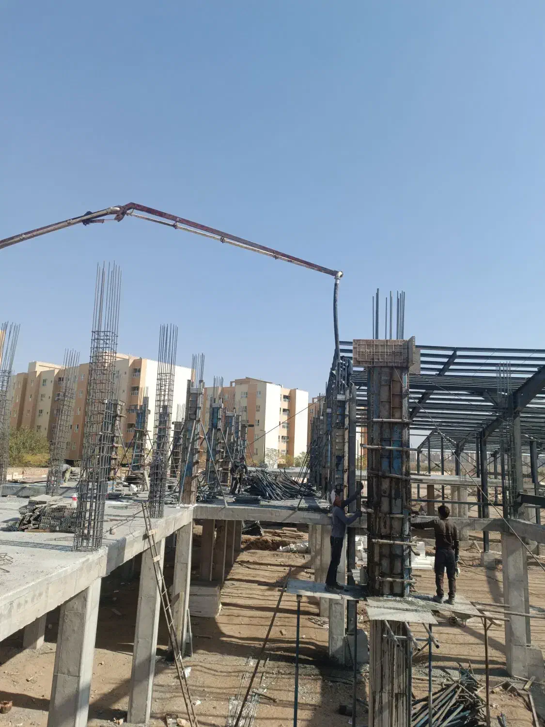 کارگر ساختمانی|استخدام معماری، عمران و ساختمانی|قم, پردیسان|دیوار