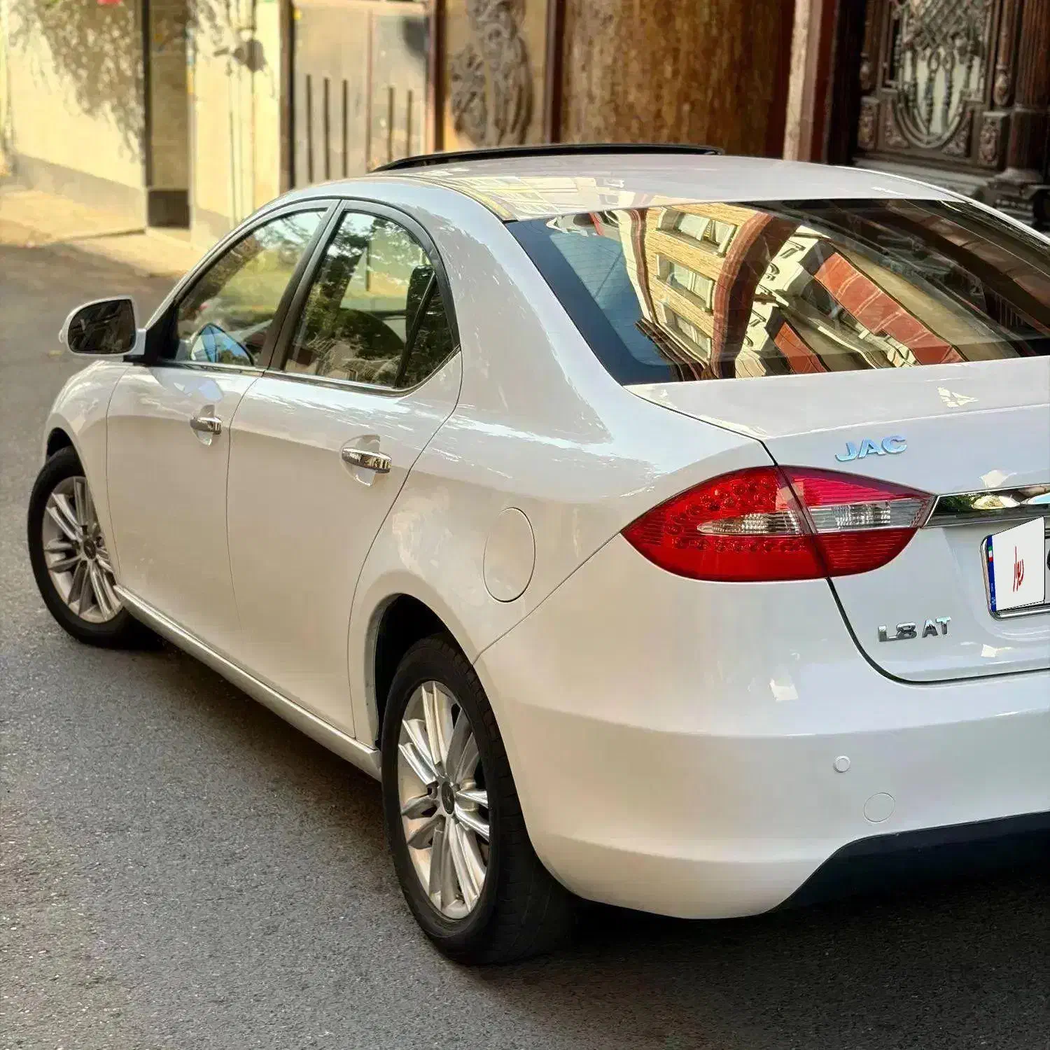 جک j5 مدل ۹۶ بیرنگ تک برگ|خودرو سواری و وانت|رشت, سعدی (تختی)|دیوار