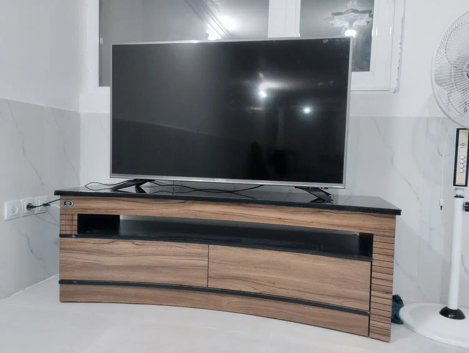 میز تلویزیون شرکتی|میز تلویزیون|سبزوار, امیر کبیر|دیوار