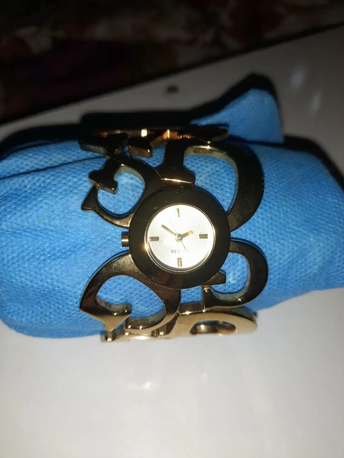 یک ساعت مچی زنانه موتور ژاپنی|ساعت|لنگرود, |دیوار