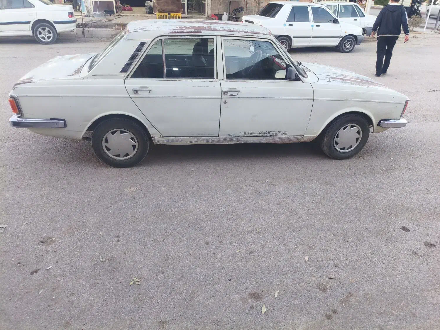 پیکان ۸۳|خودرو سواری و وانت|کرمانشاه, |دیوار