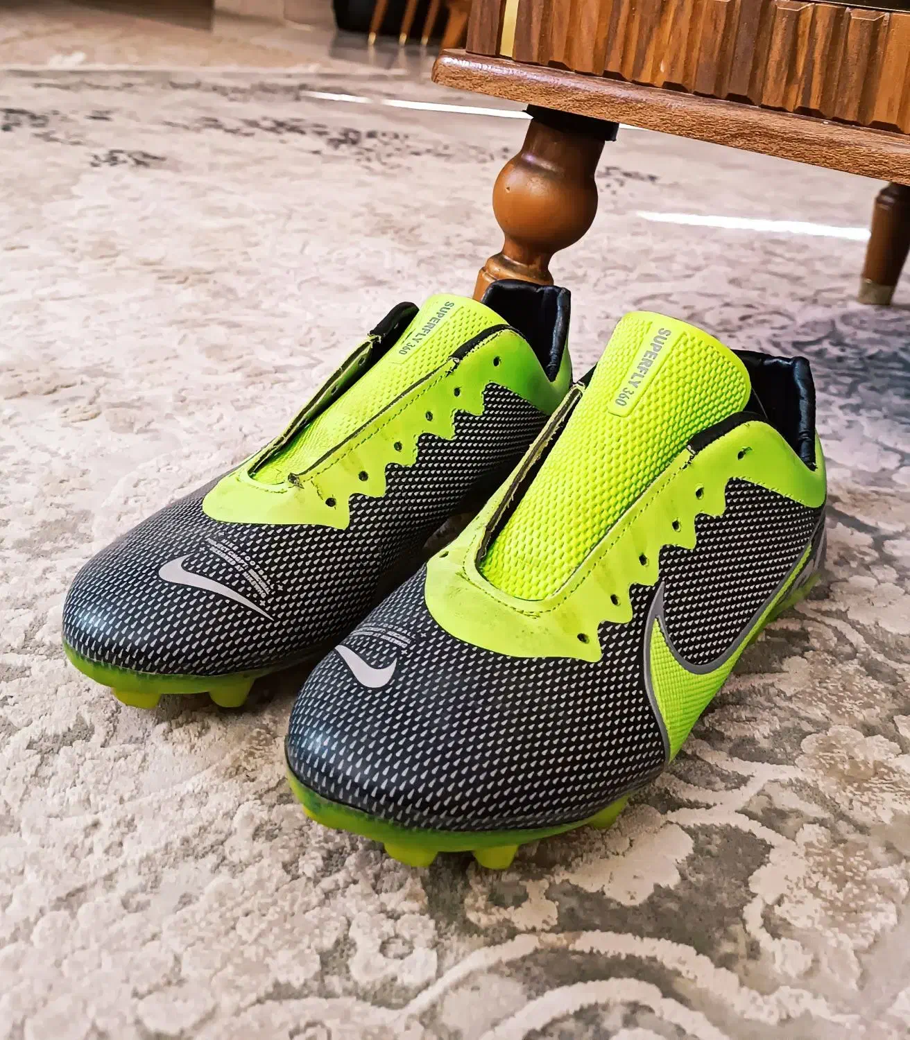 کفش استوک‌ دار|کیف، کفش، کمربند|شیراز, زرهی|دیوار