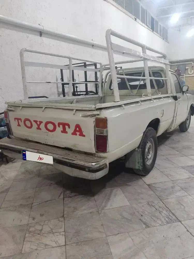 تویوتا۸۳پنج قلاب|خودرو سواری و وانت|زابل, |دیوار