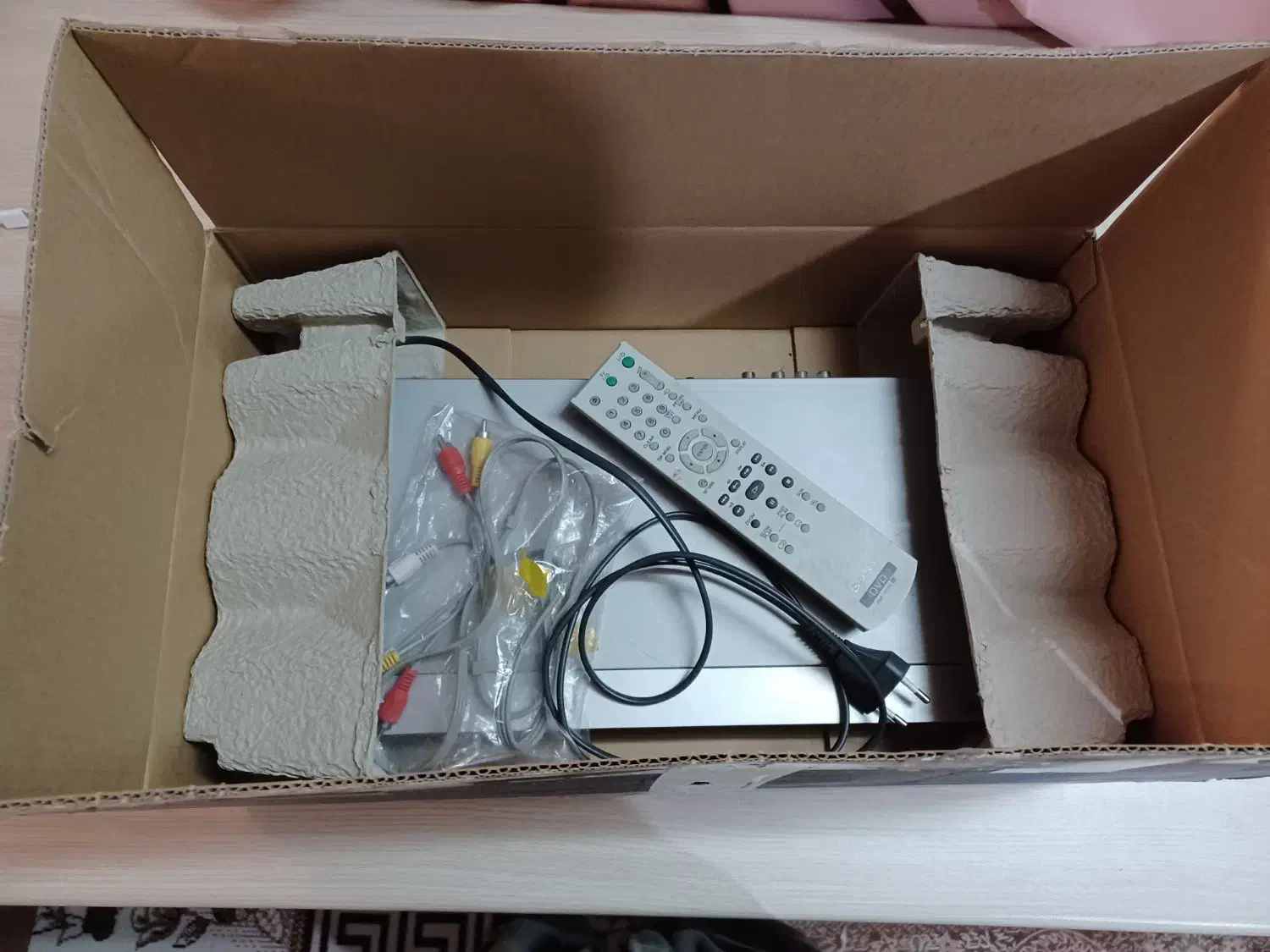 دستگاه DVD سونی ساخت مالزی|پخش‌کننده DVD و ویدیو|کرمانشاه, |دیوار