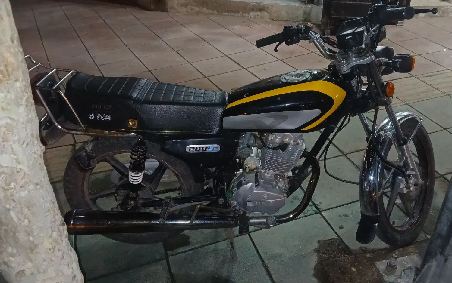 موتور هوندا ۲۰۰ مدل۹۹|موتورسیکلت|قزوین, |دیوار