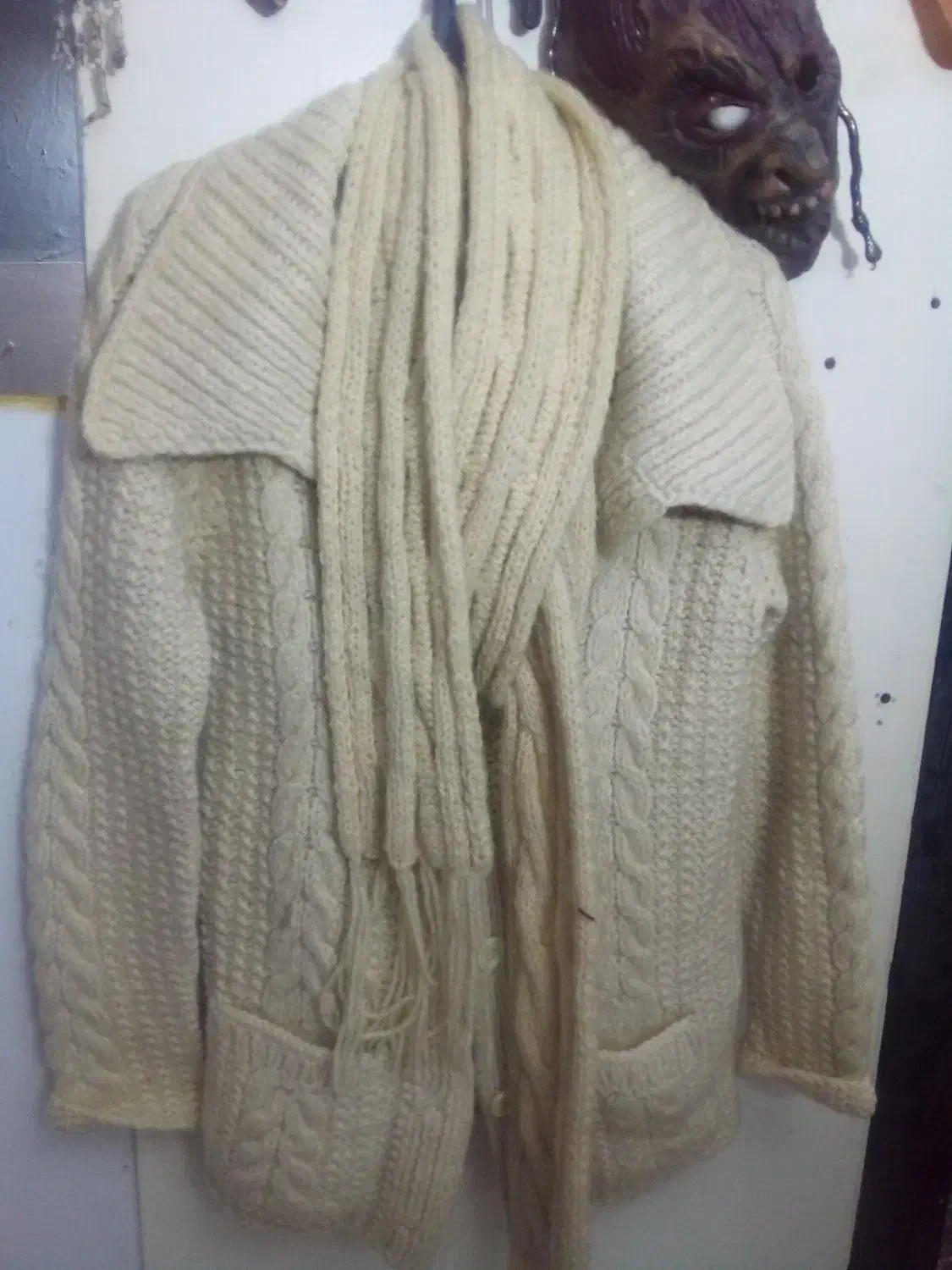 پالتو بافت همراه شال و کاپشن دخترانه|لباس|تهران, جنت‌آباد مرکزی|دیوار