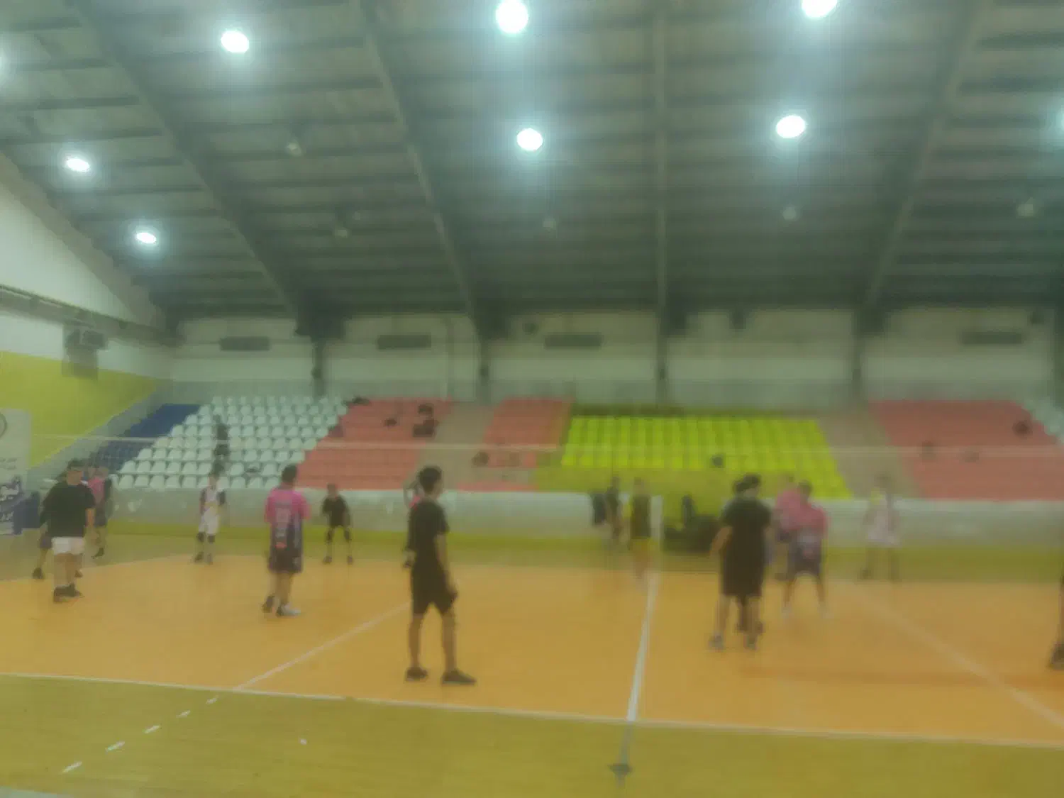 خدماتی سالن ورزشی|استخدام سرایداری و نظافت|رشت, منظریه|دیوار