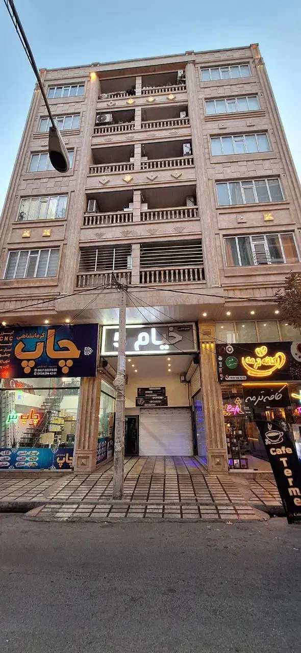 فروش واحد ۱۲۸ متر طبقه چهارم روبه نما|فروش آپارتمان|مشکین‌دشت, |دیوار