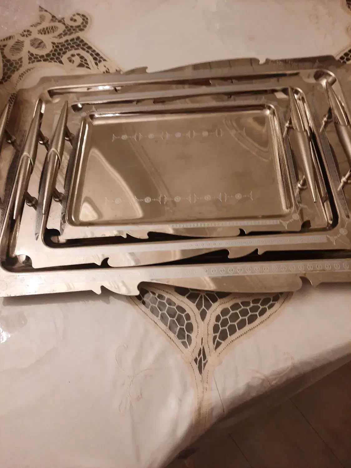 سینی سیلور|ظروف سرو و پذیرایی|رشت, کاکتوس|دیوار