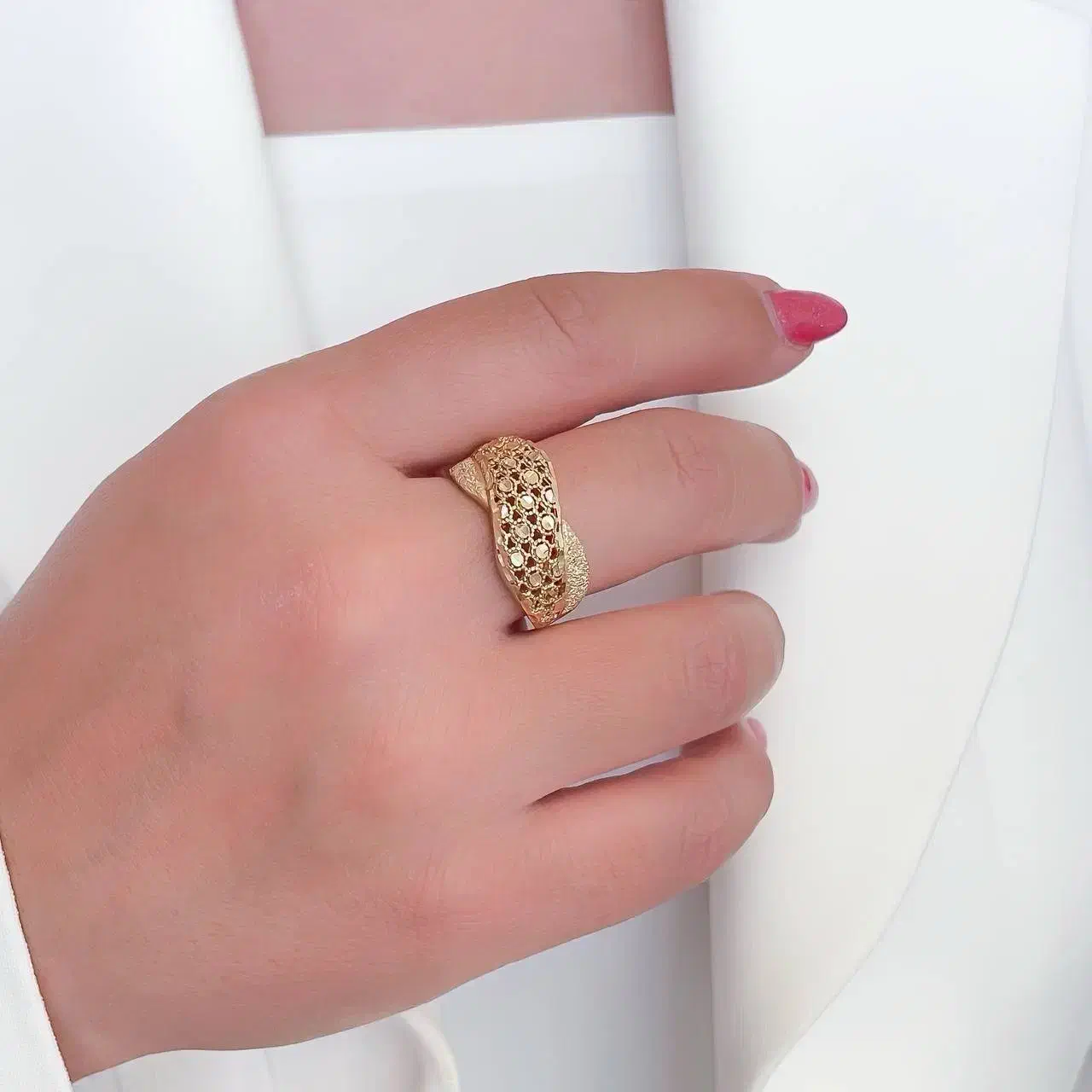 طلاروس با کیفیت مشابه طلا طرح شاینی خوش فروش|بدلیجات|شیراز, وصال|دیوار