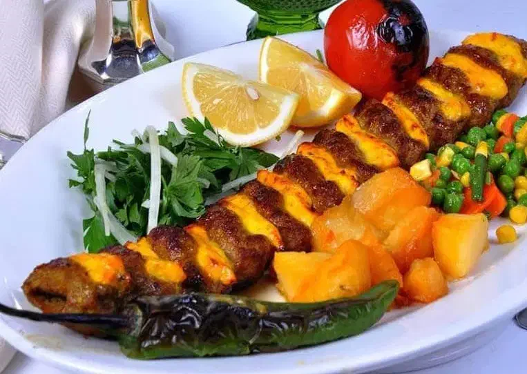 پذیرش سفارشات غذای مجالس و ارگان ها و سازمان ها|خدمات پذیرایی، مراسم|قم, الغدیر|دیوار