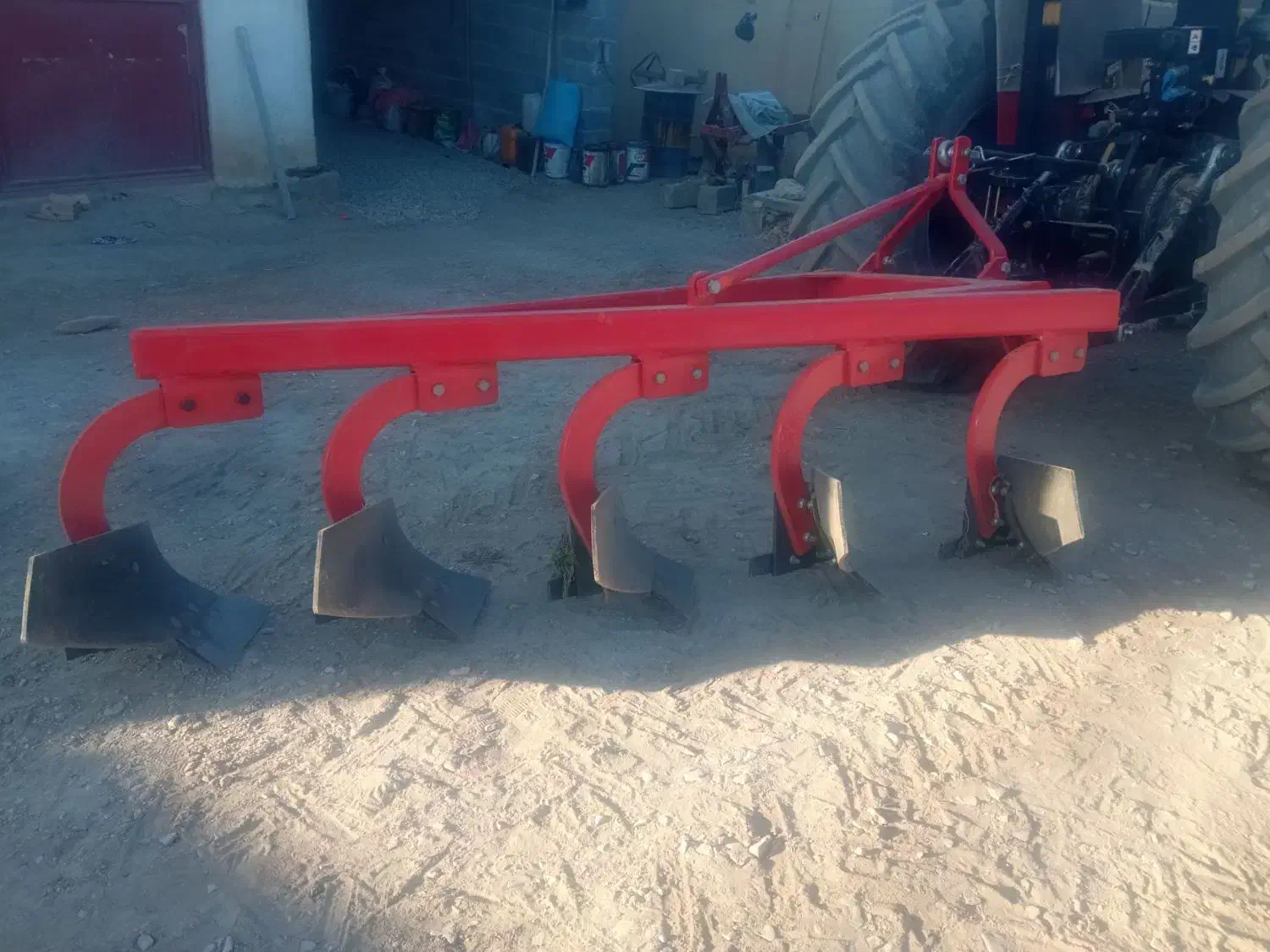 گاوآهن|ماشین‌آلات صنعتی|گهواره, |دیوار