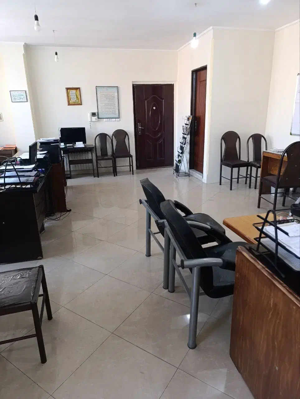 استخدام کارمند اداری (خانم)|استخدام اداری و مدیریت|سمنان, |دیوار