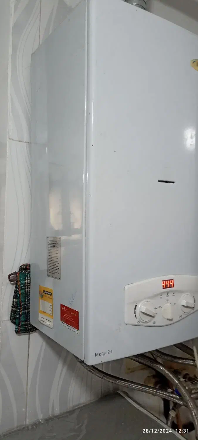 نصب وتعمیر پکیج ورادیاتور|خدمات پیشه و مهارت|هشتگرد, فاز ۷ مهستان|دیوار