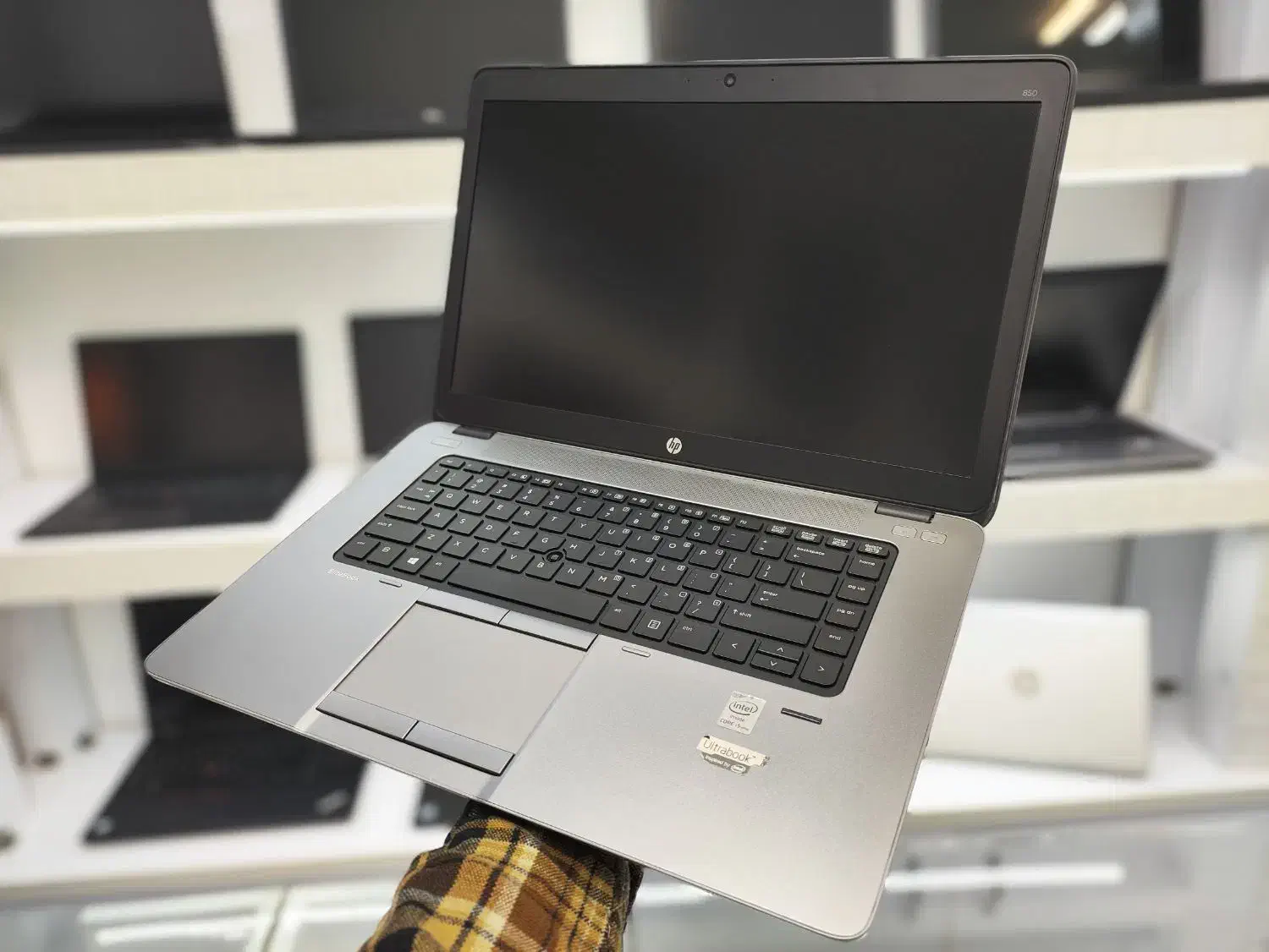 HP i5/ram8/ssd256/vga2 نسل چهارم|رایانه همراه|نیشابور, شهرک فرهنگیان|دیوار