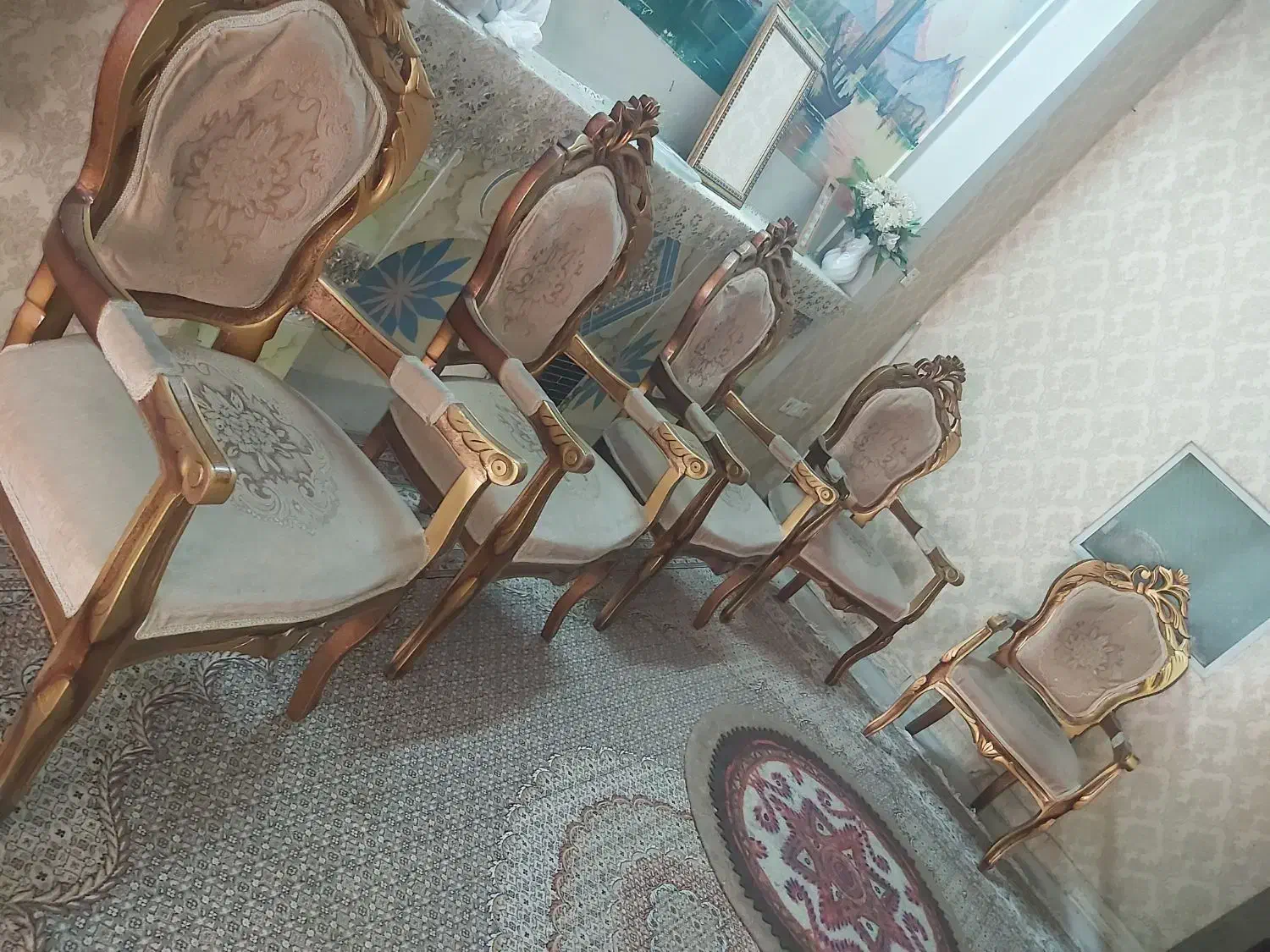 مبل سلطنتی|مبلمان خانگی و میز عسلی|شیراز, شیشه‌گری|دیوار