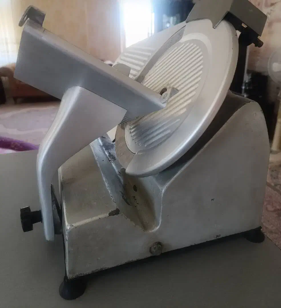 کالباس بر محک|فروشگاه و مغازه|آستارا, |دیوار