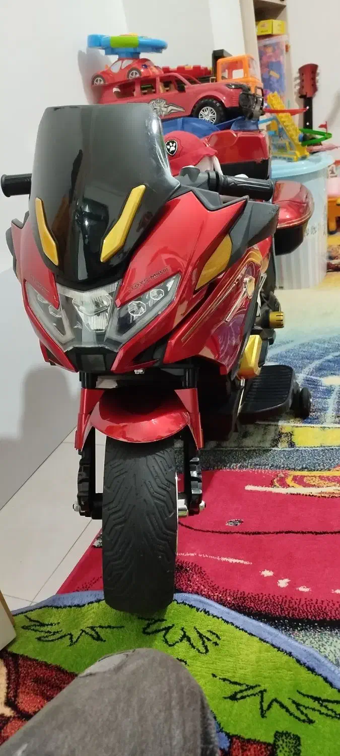 موتور شارژی در حد نو|اسباببازی بچه|مراغه, |دیوار