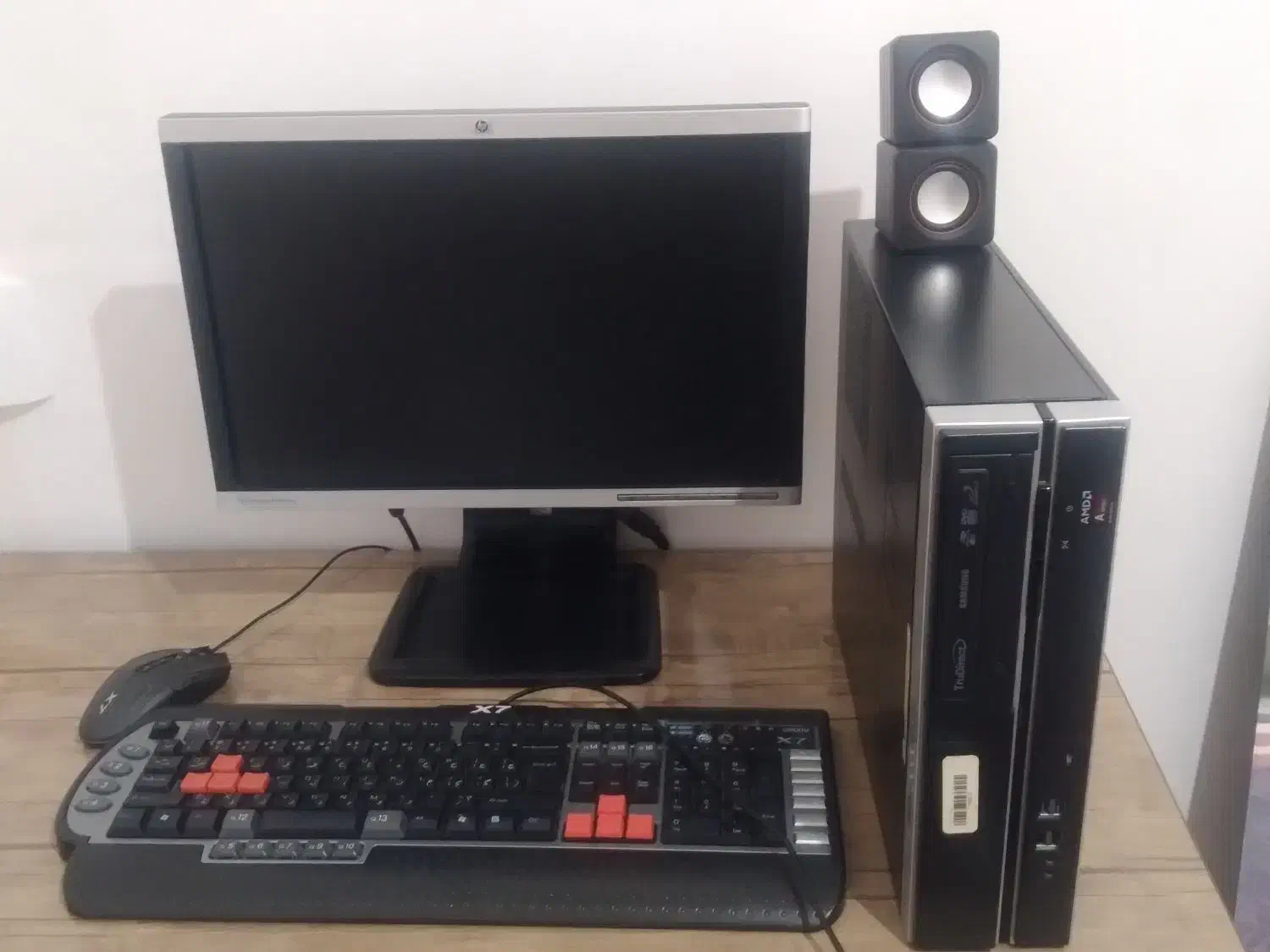 کامپیوتر|رایانه رومیزی|سراب, |دیوار