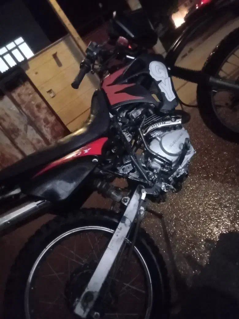 موتور هندا|موتورسیکلت|بجنورد, |دیوار