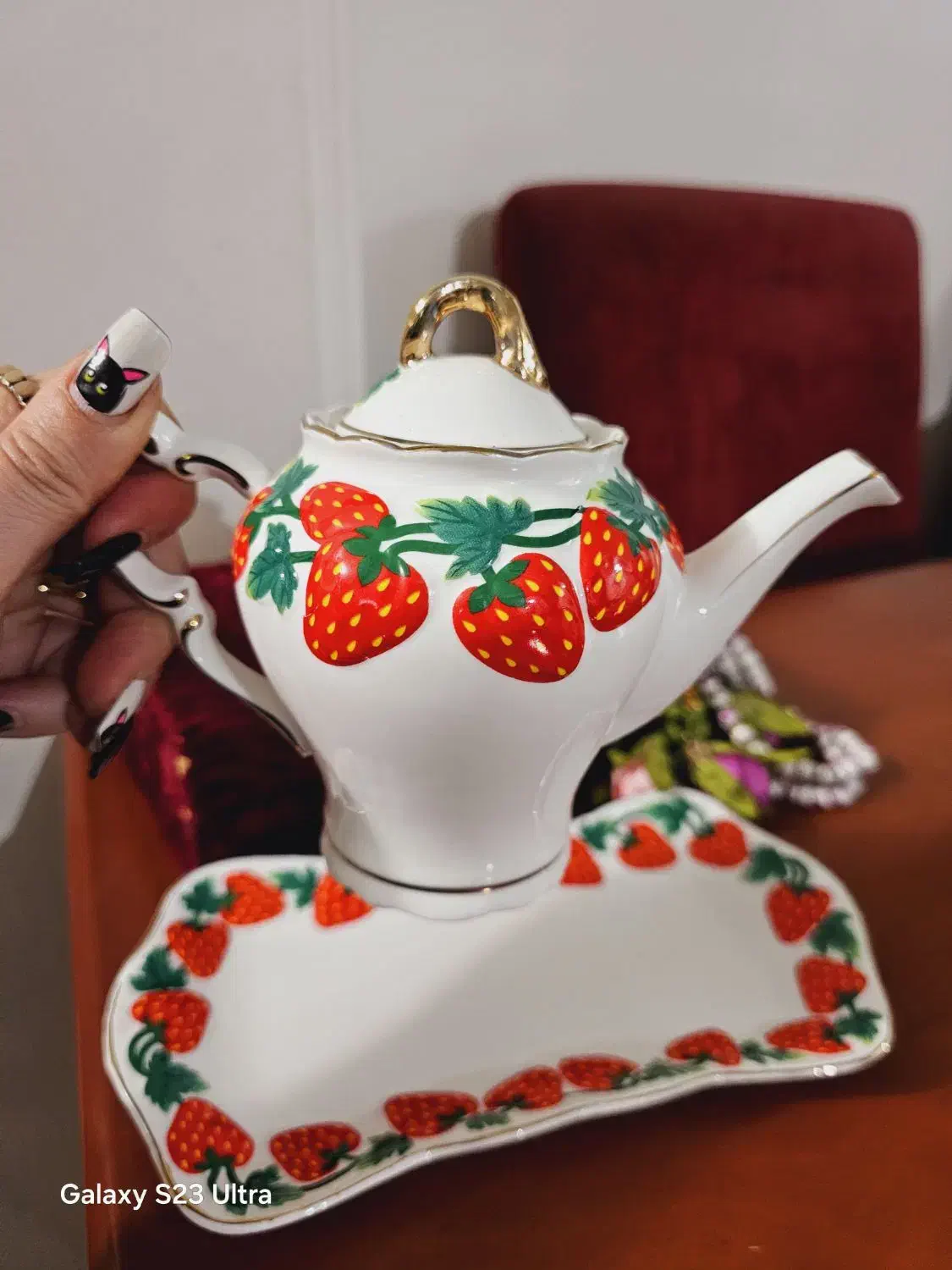 قوری زیبا طلاکوب|قوری، کتری، قهوه‌ساز دستی|کرج, اتحاد|دیوار