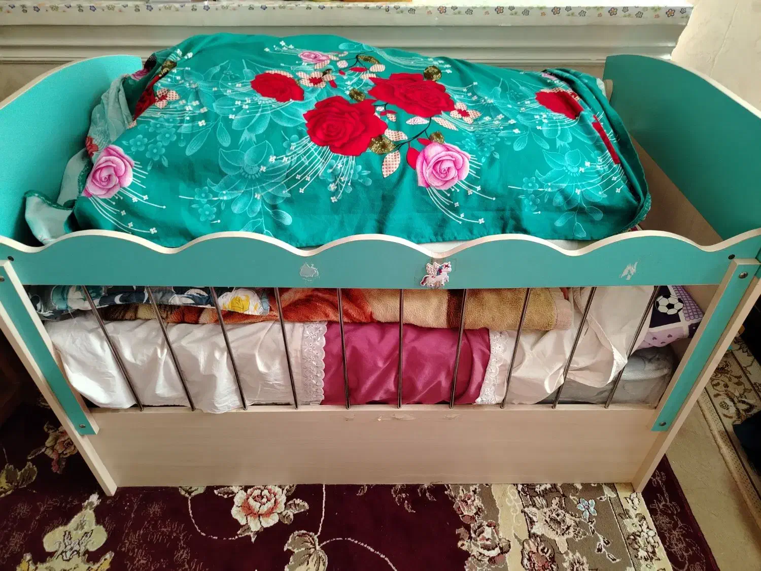 تخت کودک|تخت و سرویس خواب|قم, یزدان‌شهر|دیوار