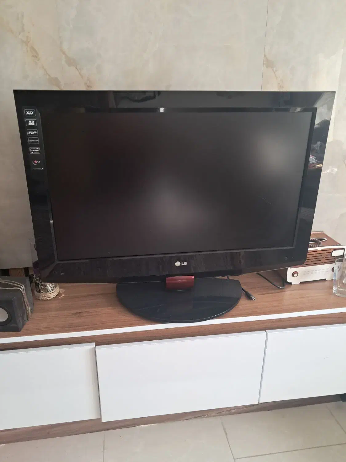 تلویزیون الجی|تلویزیون و پروژکتور|پرند, فاز ۶|دیوار