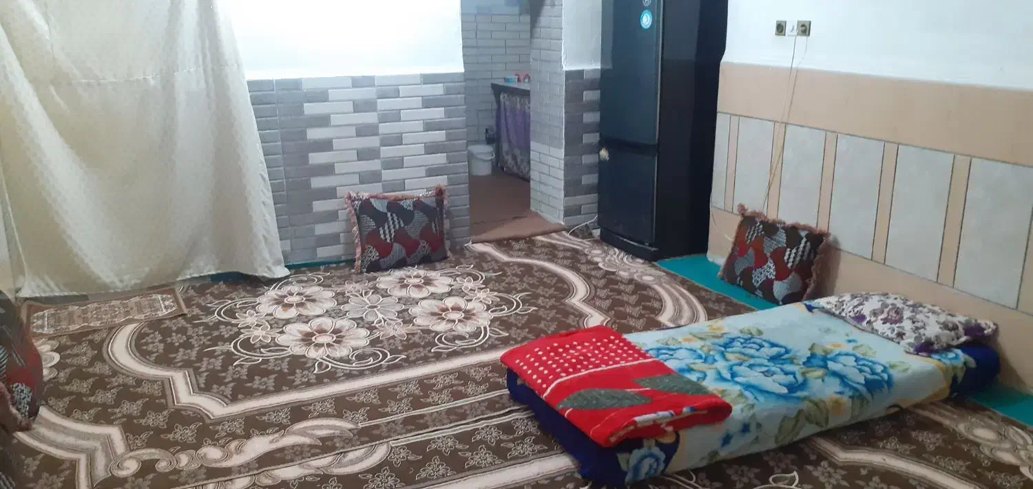 سویت تمیز باامکانات حیاط داره نزدیک به بیمارستان|اجارهٔ کوتاه‌مدت آپارتمان و سوئیت|میناب, |دیوار