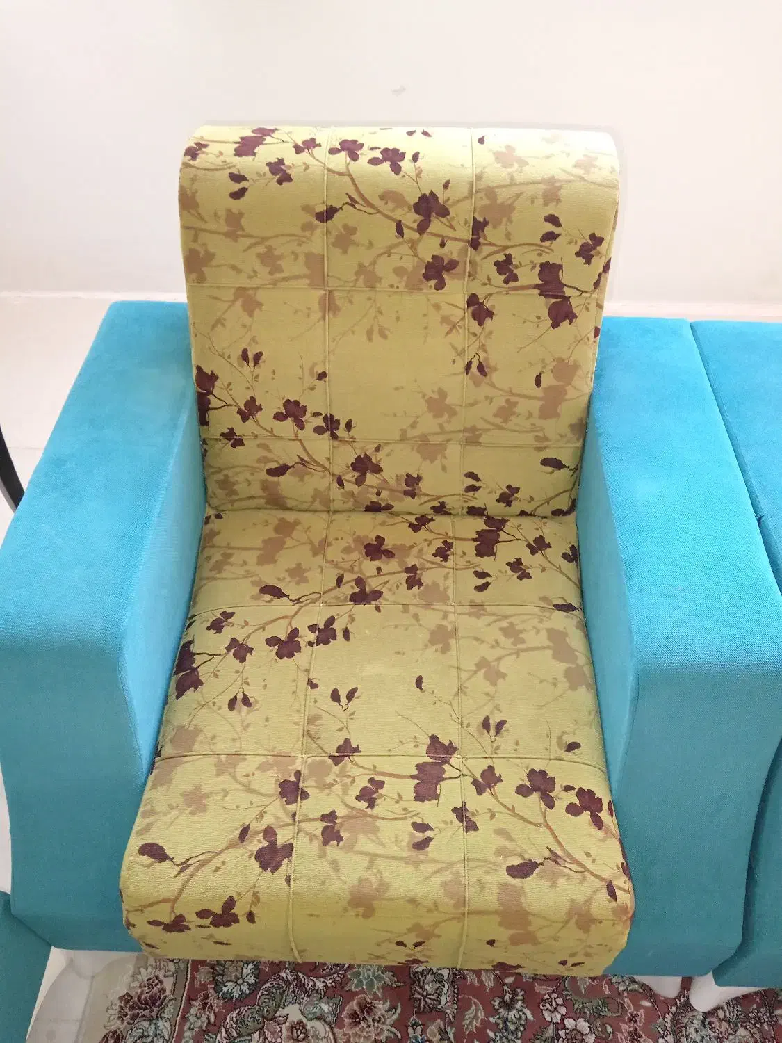 مبل 7 نفره|مبلمان خانگی و میز عسلی|شیراز, شهرک فرزانگان|دیوار