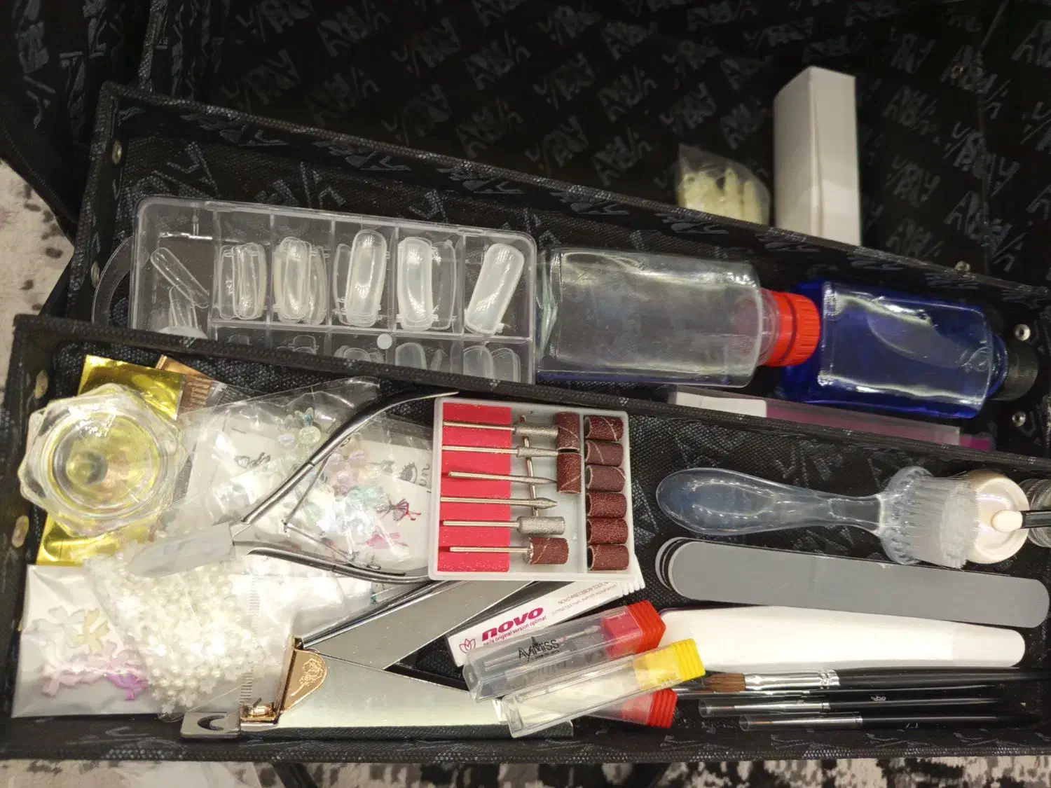 وسایل کاشت ناخن|آرایشی، بهداشتی، درمانی|فلاورجان, |دیوار